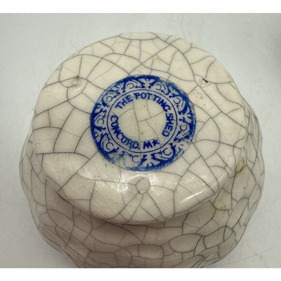 Dedham Pottery The Potting Shed Egg in Basket Bunny Design Crackle Finish 1992 - Picture 4 of 5